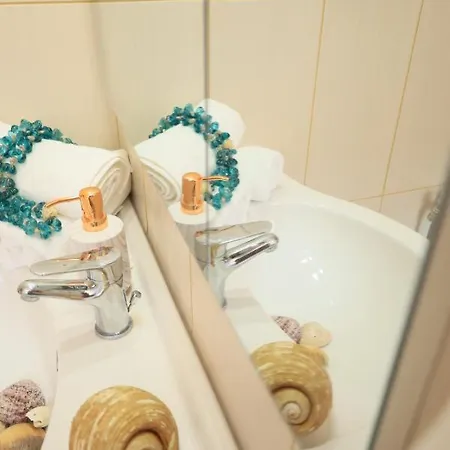 η ροδιά - Rodia آغيوس نيكولاوس