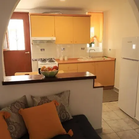 شقة η ροδιά - Rodia *