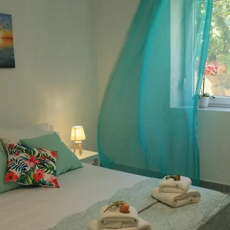 η ροδιά - Rodia Διαμέρισμα *