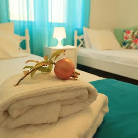 η ροδιά - Rodia *