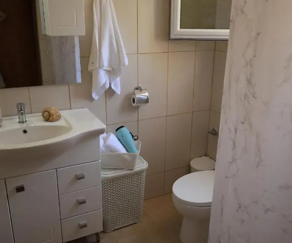 η ροδιά - Rodia *