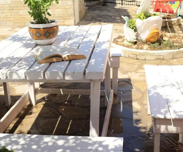 η ροδιά - Rodia *