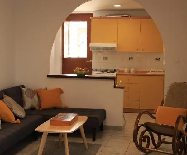 η ροδιά - Rodia Appartement *